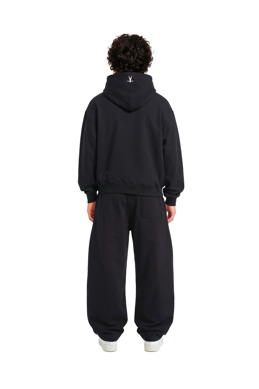 CY Black Joggers porté